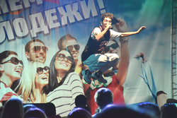 Большой молодежный концерт прошел для жителей Володарского района