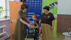 250 володарских учеников получили свои первые портфели в рамках акции «Первоклассник»