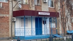 Жительница Володарского района лишилась крупной суммы, наняв строителя по объявлению 