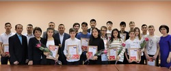 Хамза Исмуханов наградил володарские отряды по спасению рыбной молоди