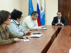 Члены володарского общества слепых обсудили вопросы поддержки незрячих людей