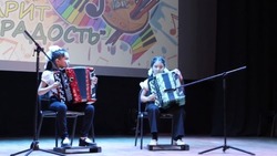 Володарская школа искусств представила отчетный концерт