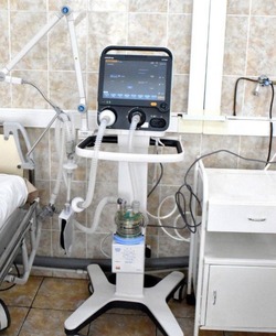 Володарскую больницу оснастили новым аппаратом ИВЛ