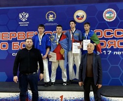 Володарский спортсмен стал серебряным призером России по борьбе на поясах