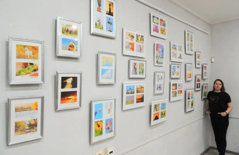 Володарский фотограф-любитель открыла свою первую выставку