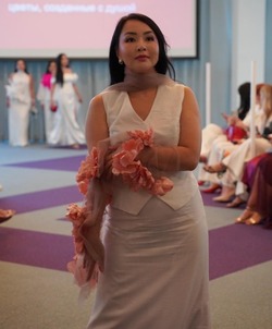 Володарские мамы и педагоги стали участницами модного показа 