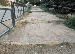 Строительство тротуара в поселке Володарский обойдется дешевле: подрядчик снизил цену