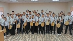 Володарские музыканты приняли участие в конкурсе исполнителей на казахской домбре