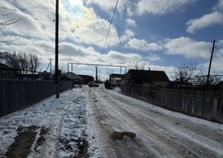 В поселке Володарский построят пешеходную дорожку 