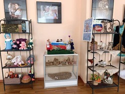 Володарцы стали участниками выставки в астраханском Доме ремесел